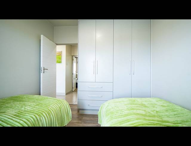 3 BEDROOM APARTMENT FOR SALE IN HARTENBOS CENTRAL